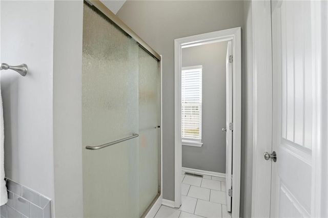 10202 N Quincy Avenue, Kansas City, MO 64156