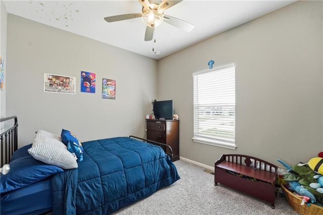 10202 N Quincy Avenue, Kansas City, MO 64156