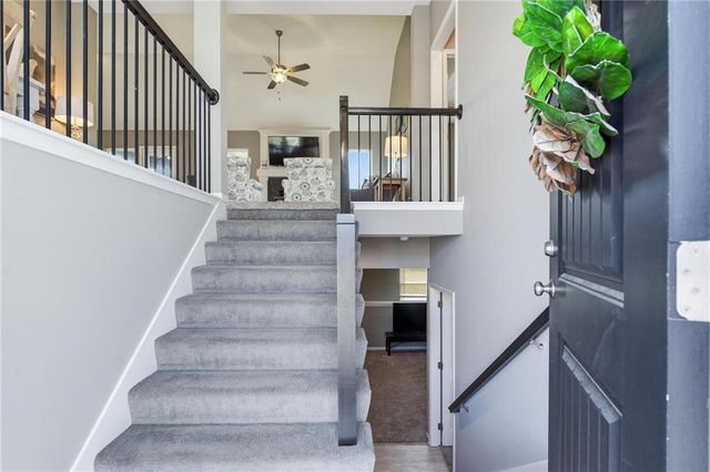 10202 N Quincy Avenue, Kansas City, MO 64156