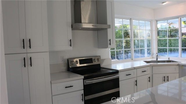 9801 Hibiscus Avenue, Fountain Valley, CA 92708