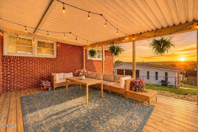 210 Stuffle Street, Kingsport, TN 37660