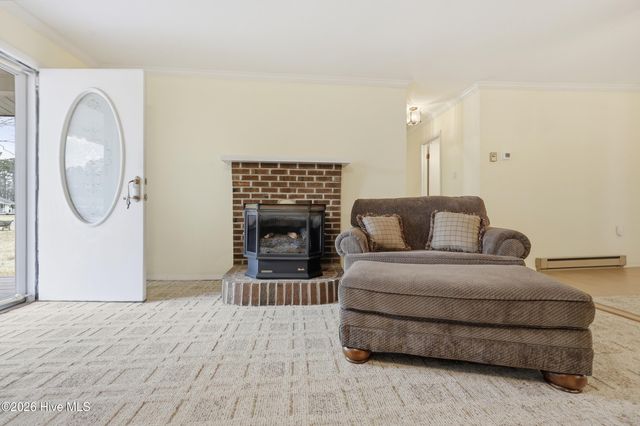 1392 Nixonton Road, Elizabeth City, NC 27909