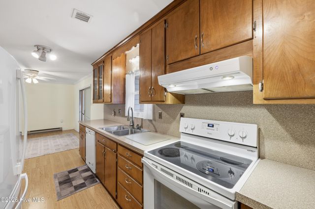 1392 Nixonton Road, Elizabeth City, NC 27909