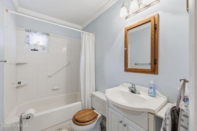 1392 Nixonton Road, Elizabeth City, NC 27909