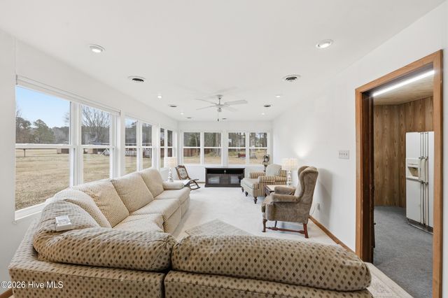 1392 Nixonton Road, Elizabeth City, NC 27909