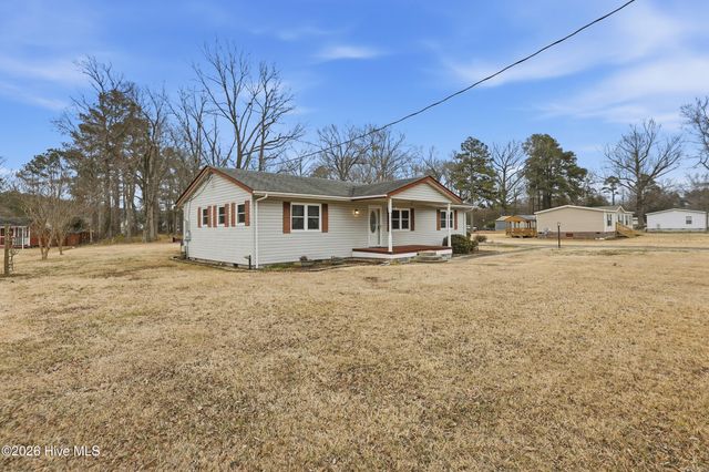 1392 Nixonton Road, Elizabeth City, NC 27909