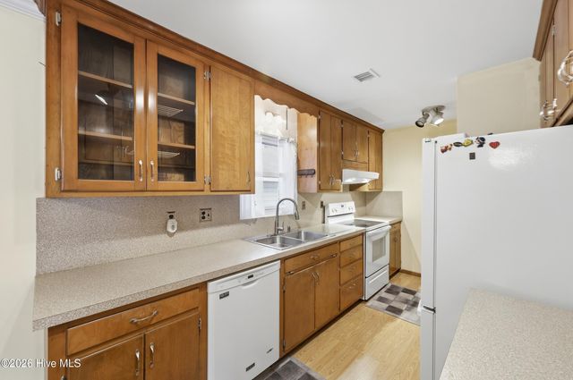 1392 Nixonton Road, Elizabeth City, NC 27909