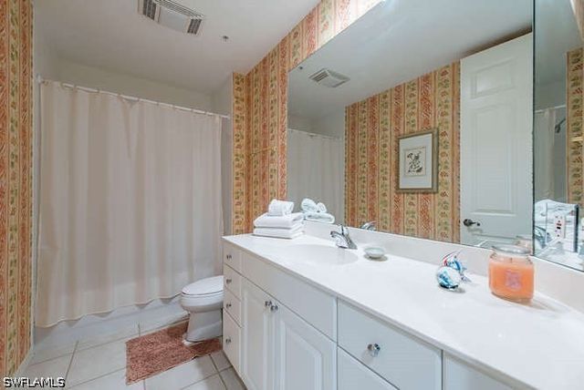 400 Flagship DR 905, Naples, FL 34108