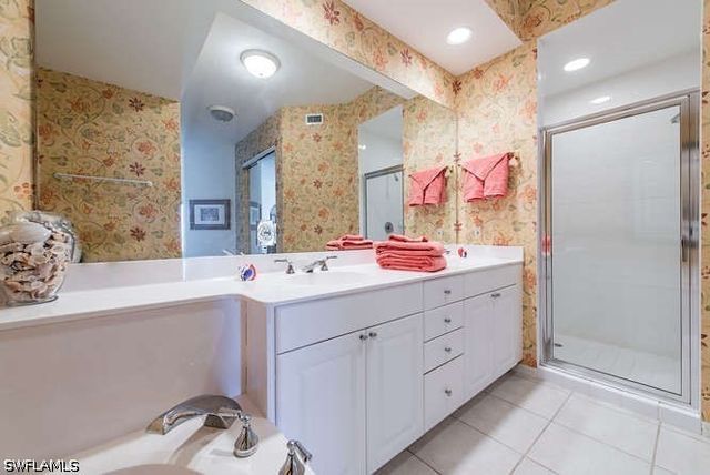400 Flagship DR 905, Naples, FL 34108