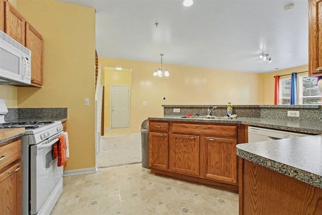 23790 Northstone Village Drive, Taylor, MI 48180