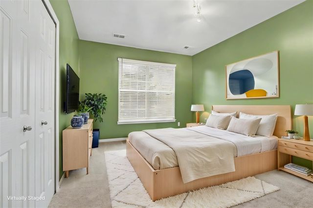 23790 Northstone Village Drive, Taylor, MI 48180