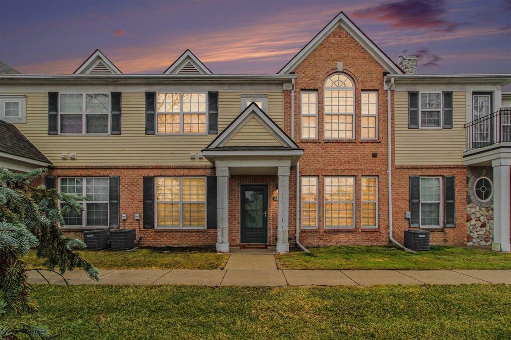 23790 Northstone Village Drive, Taylor, MI 48180