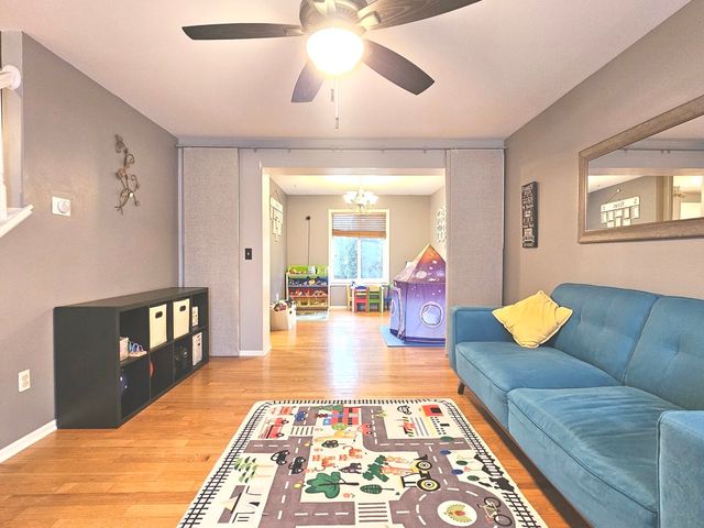 579 Scott Lane, Romeoville, IL 60446