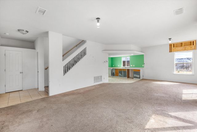 6427 Cerros Grandes Drive, Santa Fe, NM 87507