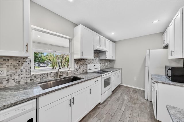 819 CANOVIA AVENUE, Orlando, FL 32804