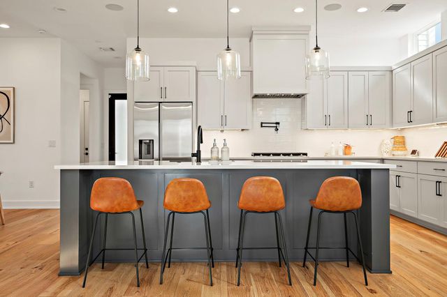 6310 Waynesburg CV, Austin, TX 78723