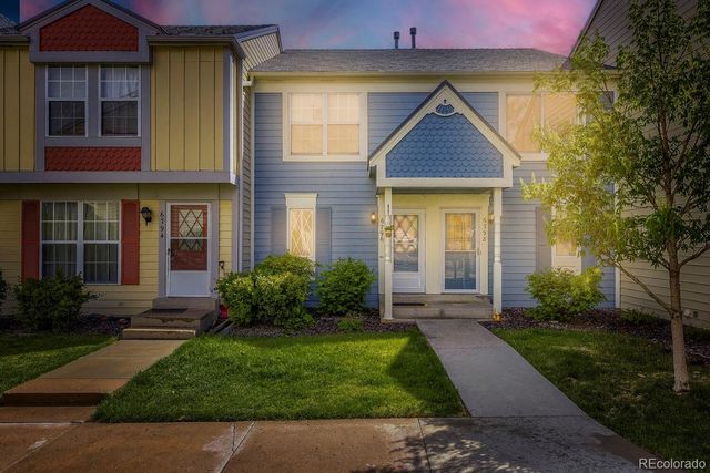 6796 S Holland Way, Littleton, CO 80128