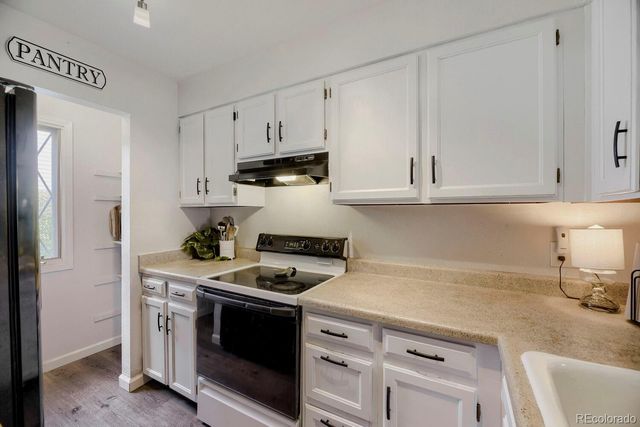 6796 S Holland Way, Littleton, CO 80128