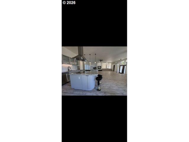 16408 Sw TIMBERLAND Dr, Beaverton, OR 97007