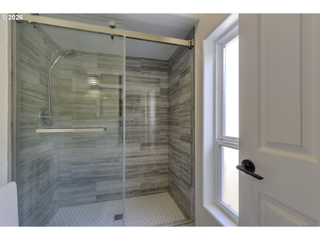 16408 Sw TIMBERLAND Dr, Beaverton, OR 97007