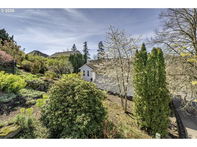 16408 Sw TIMBERLAND Dr, Beaverton, OR 97007