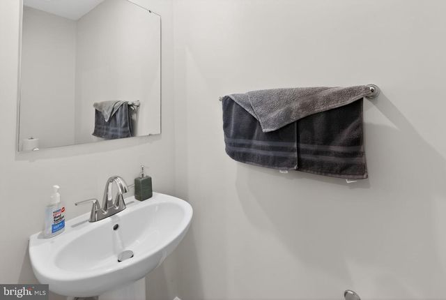 157 LUKENS MILL DR, Coatesville, PA 19320