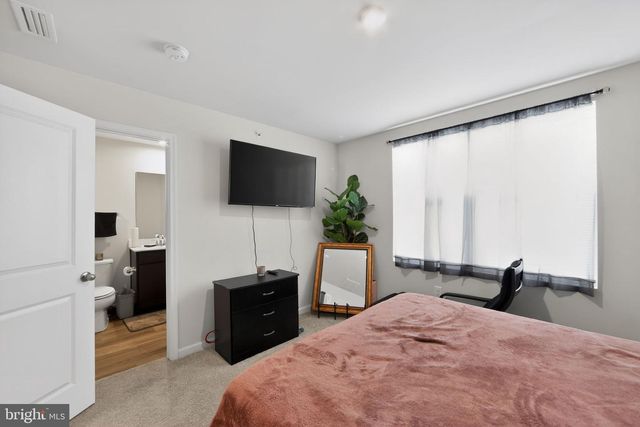 157 LUKENS MILL DR, Coatesville, PA 19320