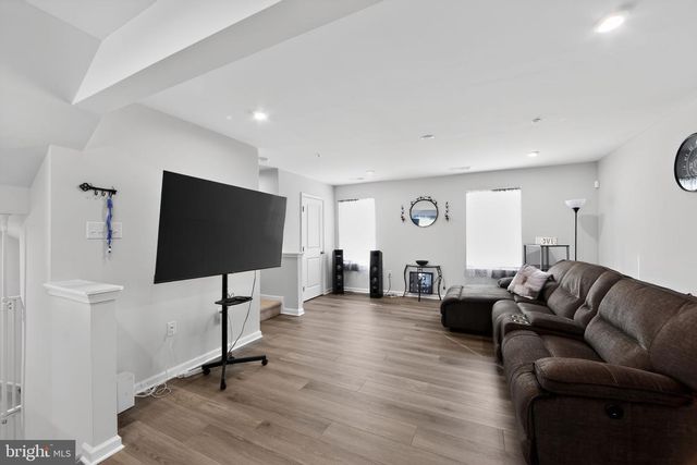 157 LUKENS MILL DR, Coatesville, PA 19320