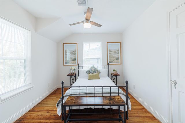 3718 Cleburne Street, Houston, TX 77004