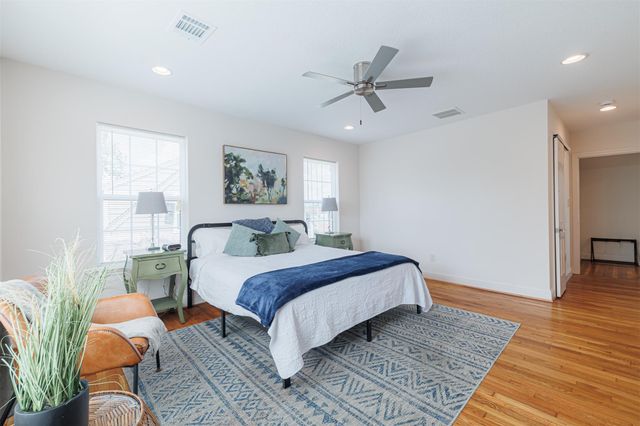 3718 Cleburne Street, Houston, TX 77004