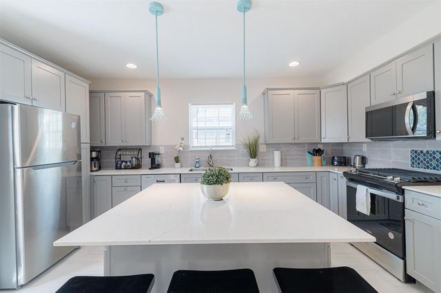 3718 Cleburne Street, Houston, TX 77004