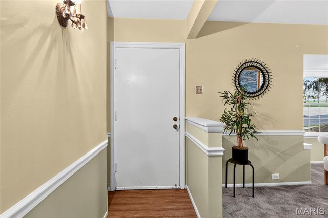 960 Washington Street, Florissant, MO 63031