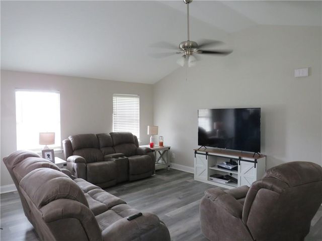 618 Hillside Drive, Cedartown, GA 30125