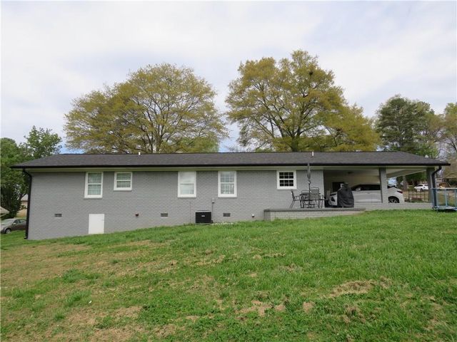 618 Hillside Drive, Cedartown, GA 30125