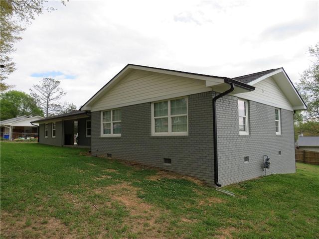 618 Hillside Drive, Cedartown, GA 30125