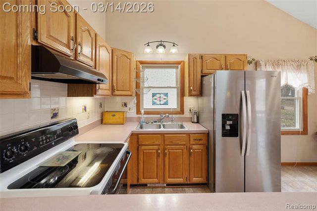 1684 Lombardy, Highland, MI 48356