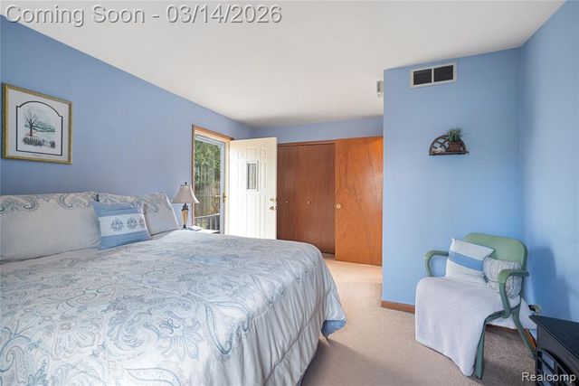 1684 Lombardy, Highland, MI 48356