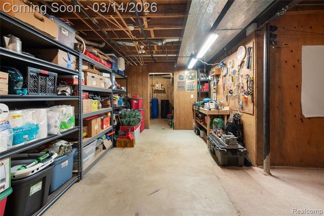 1684 Lombardy, Highland, MI 48356