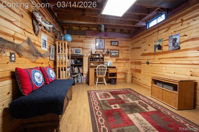 1684 Lombardy, Highland, MI 48356