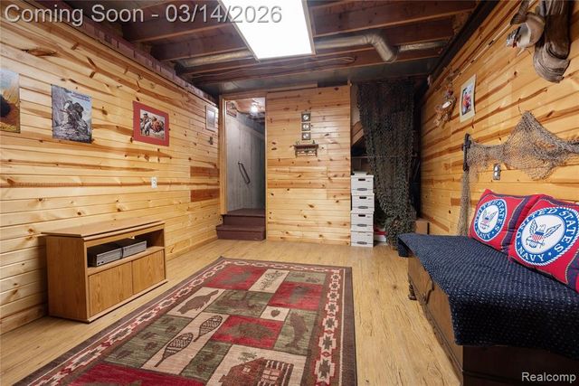 1684 Lombardy, Highland, MI 48356