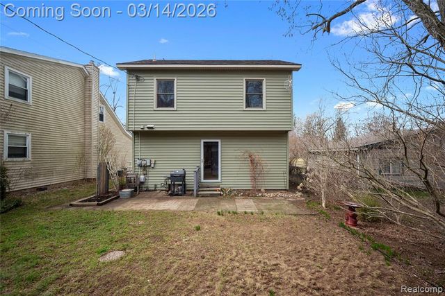 1684 Lombardy, Highland, MI 48356