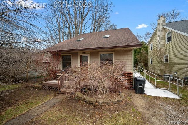 1684 Lombardy, Highland, MI 48356