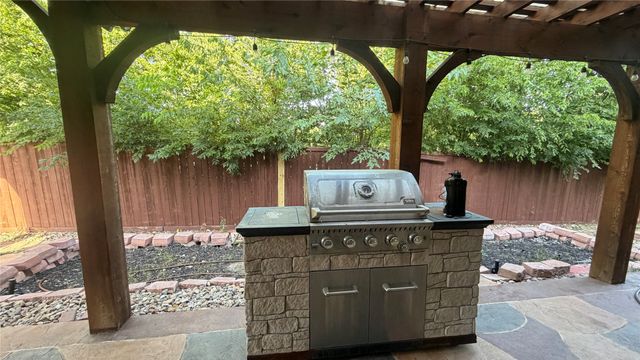 6728 S Fork Drive, North Richland Hills, TX 76182
