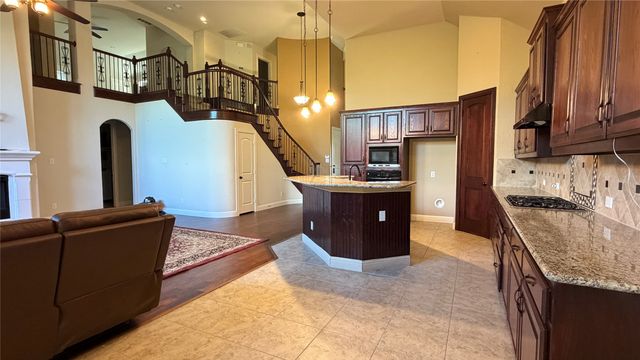 6728 S Fork Drive, North Richland Hills, TX 76182