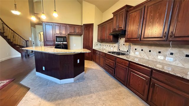 6728 S Fork Drive, North Richland Hills, TX 76182