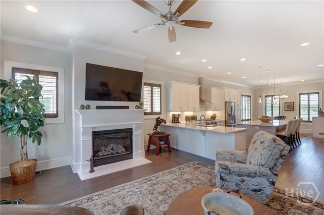 421 Port Street, Savannah, GA 31401