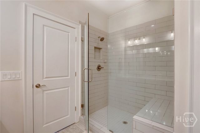 421 Port Street, Savannah, GA 31401
