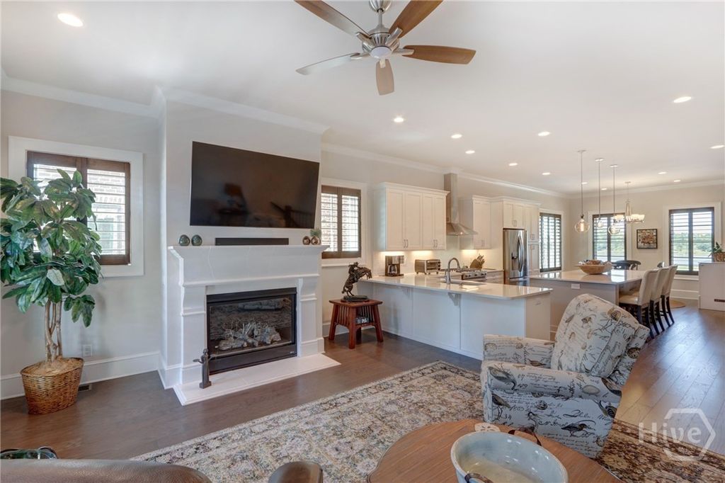 Image 18 of property listing at 421 Port Street, Savannah, GA 31401
