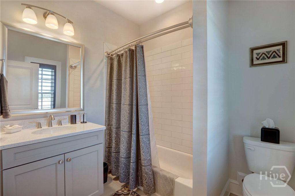 Image 33 of property listing at 421 Port Street, Savannah, GA 31401