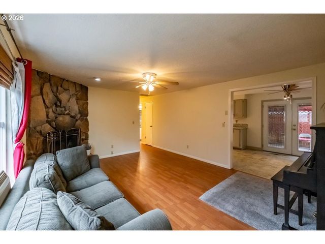 3217 Se 51ST Ave, Portland, OR 97206